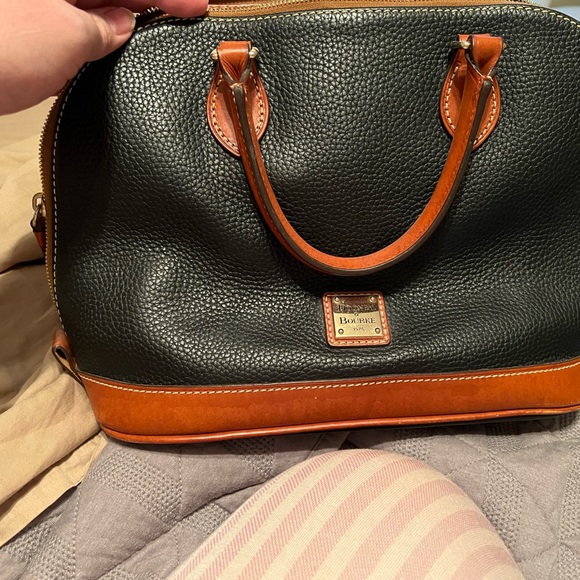 Dooney & Bourke zip zip satchel - Picture 2 of 5